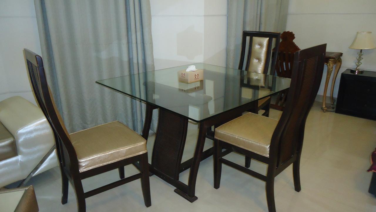 Midway Hotel & Restaurant Sadiqabad 外观 照片